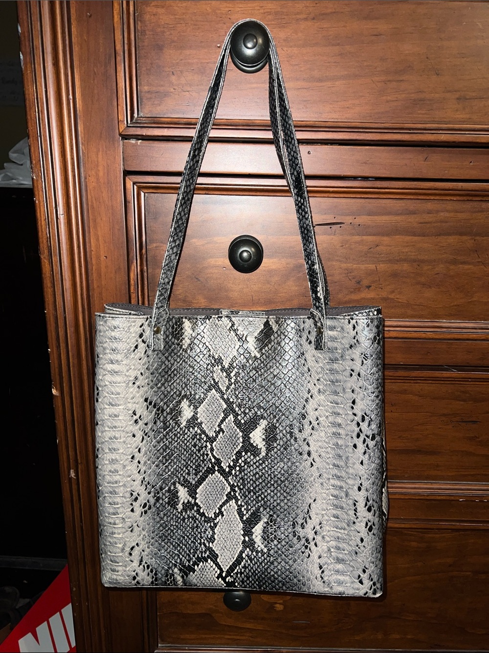 Python-Print Black and White Purse - Picture 2 of 2